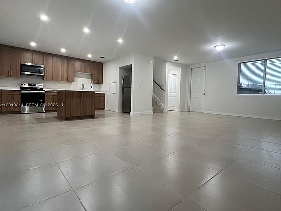 5th image of 199 N Redland Rd #B5