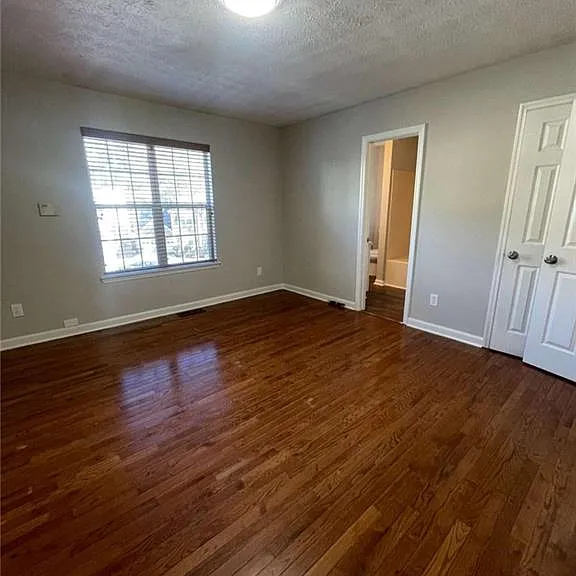 3015 Cascade Manor Dr — Photo 7