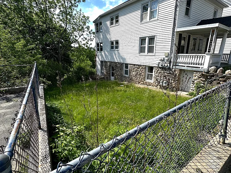 417 N Walnut St #BASEMENT — Photo 21