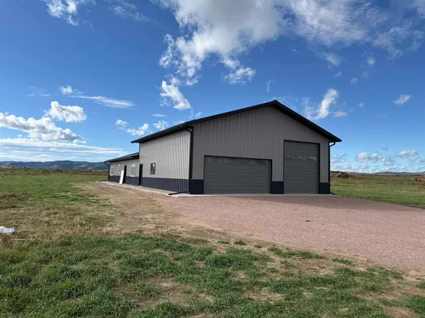27991 Houseboat Dr, Hot Springs, SD 57747