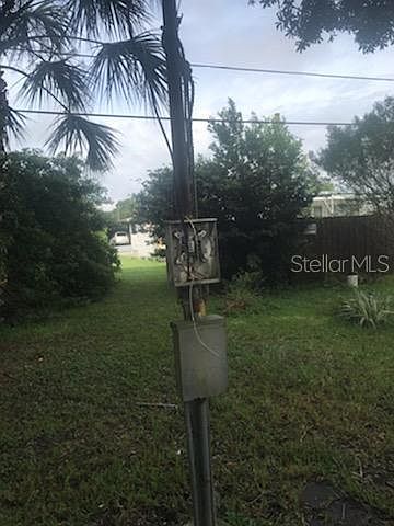 2nd image of 1805 Shady Cove Dr #0