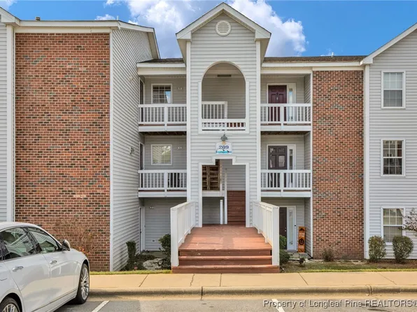 209 Waterdown Dr APT 9, Fayetteville, NC 28314