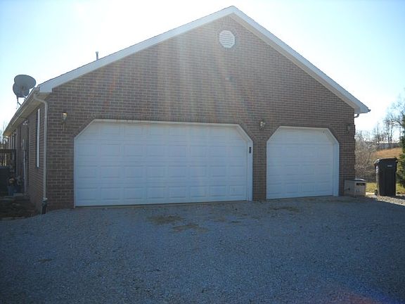 3rd image of 2839 S County Road 200 W