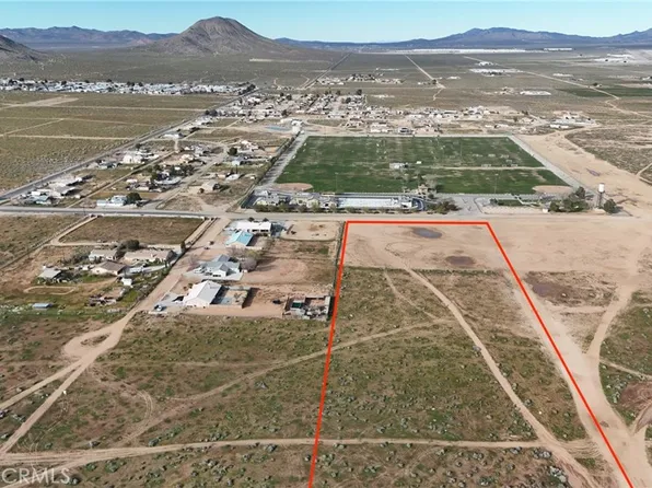 794 Otoe Rd, Apple Valley, CA 92307