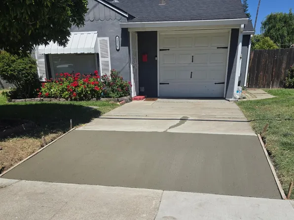 2116 Mission Rd, Stockton, CA 95204