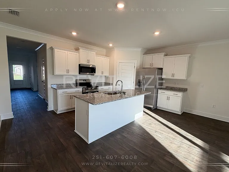 14913 Dayton Cir — Photo 30