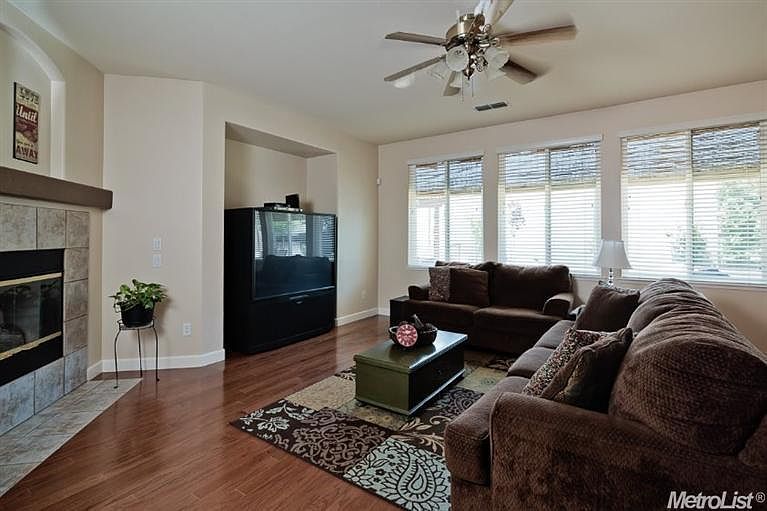 2nd image of 9579 Priscilla Ln