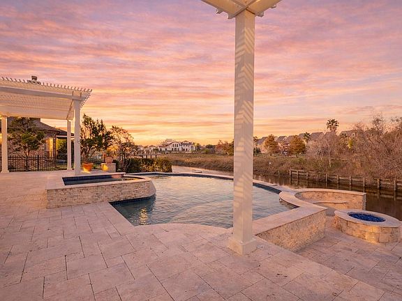 5th image of 846 Coastal Ct