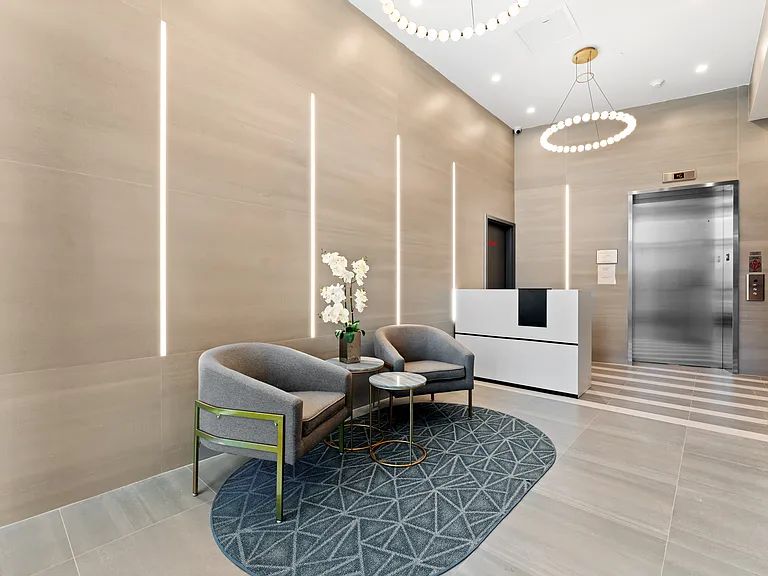 44 Fifteen College Point Blvd #5C — Photo 11