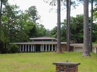 126 Melody Ln, Jacksonville, NC 28540