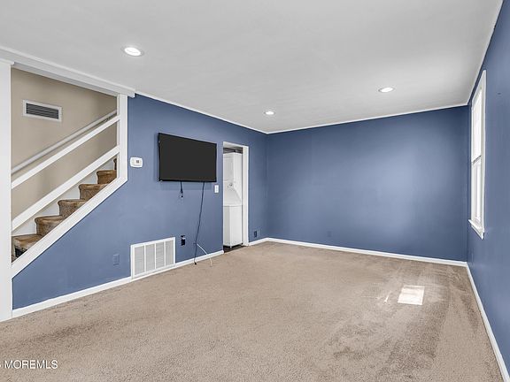 5th image of 67 Barker Avenue