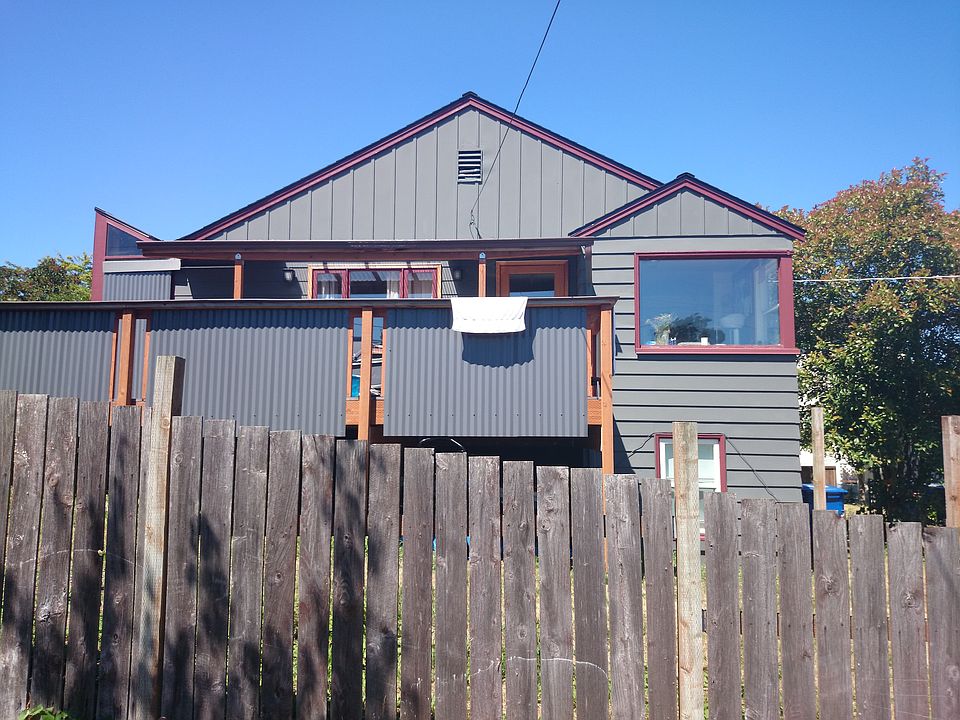 2nd image of 7356 30th Ave SW