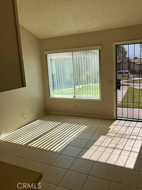 1 bed, 552 sqft, $1,800 — Photo 4