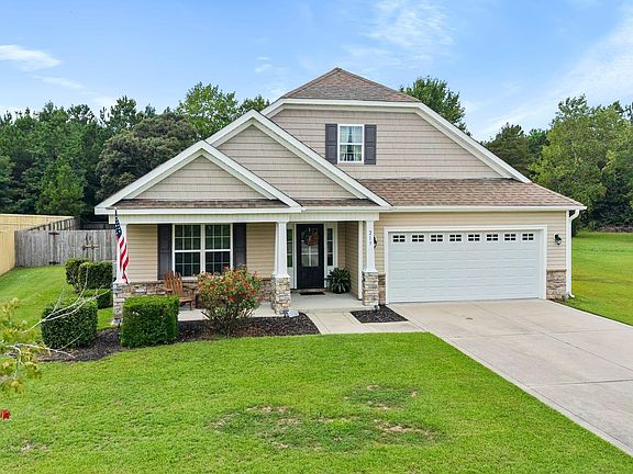 3rd image of 213 Gelynda Court