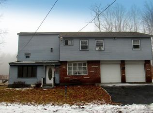 937 Honey Hollow Rd, Earlton, NY 12058