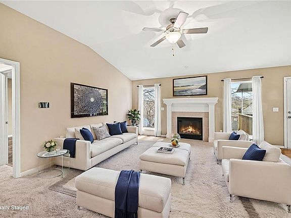 5th image of 1842 White Tail Ln