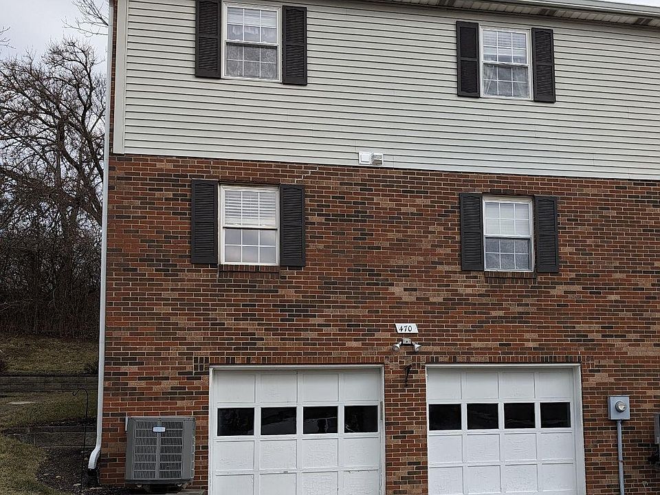 2nd image of 470 Maple Circle Dr