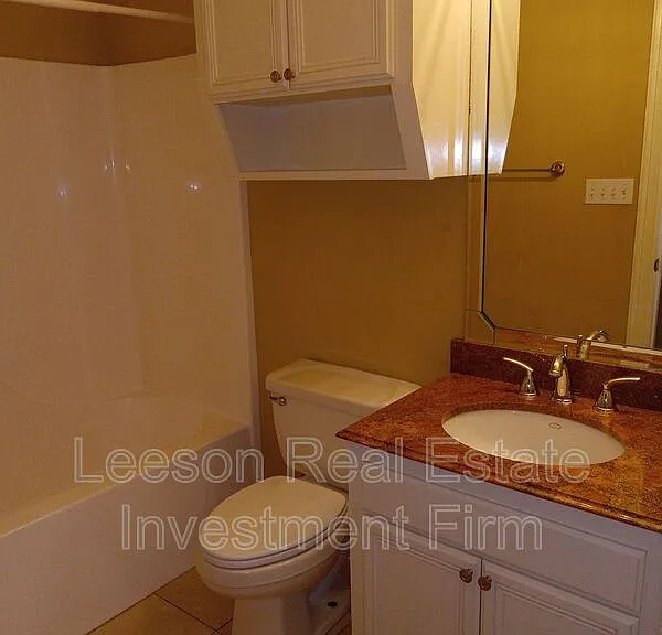 5721 S Lakeshore Dr — Photo 10