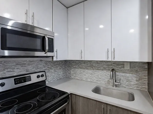 38 Palmetto Street image 1 of 6