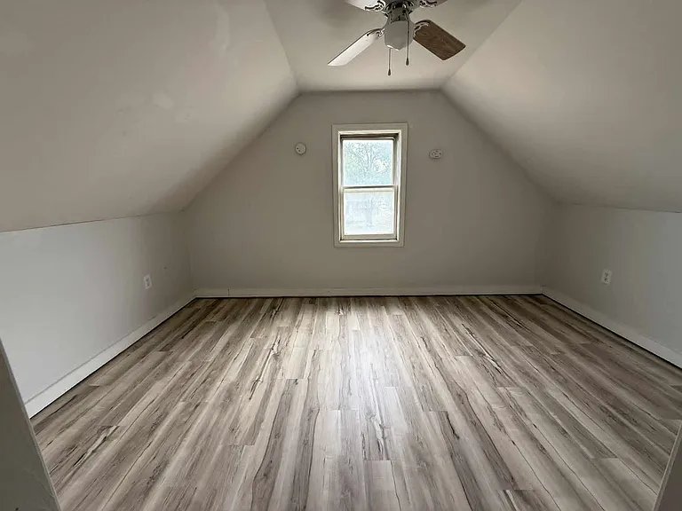 2202 D Ave — Photo 27