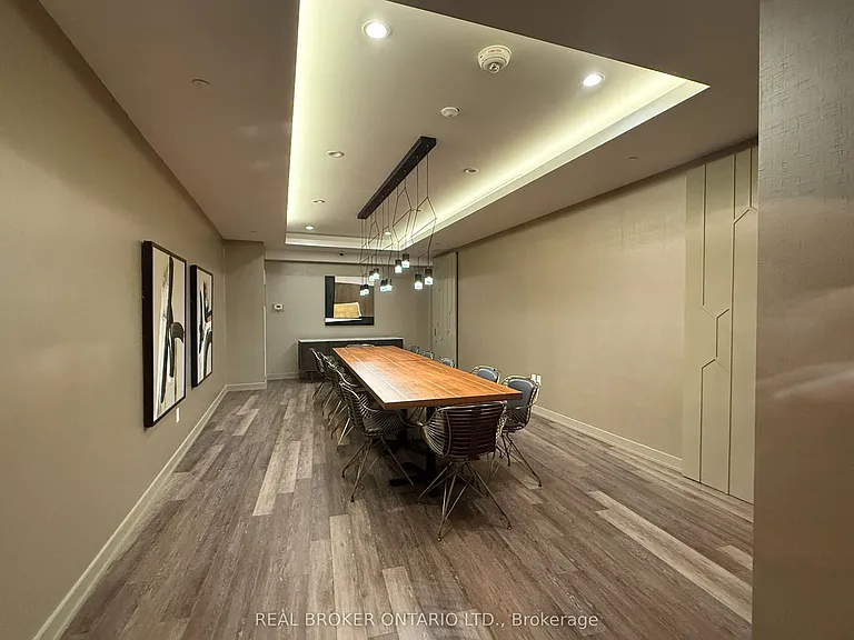 28 Freeland St #1108 — Photo 25