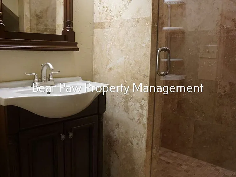 1617 Shooting Star Dr — Photo 37