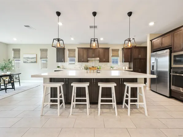 1845 Newton Ct, Escondido, CA 92026