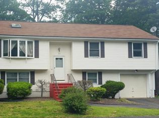 29 Alward Dr, Randolph, MA 02368