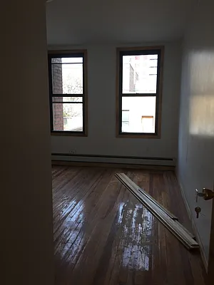 Rented by Grand & Co. | media 41