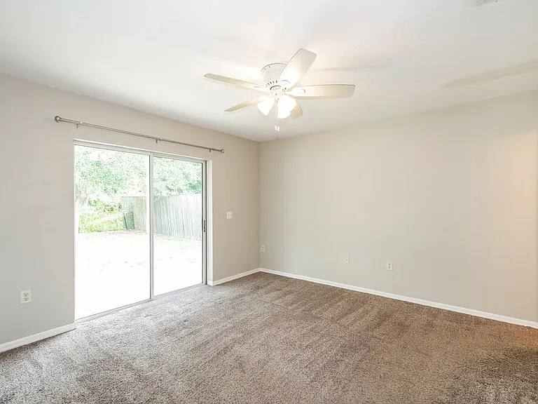 3457 Bellericay Ln — Photo 10