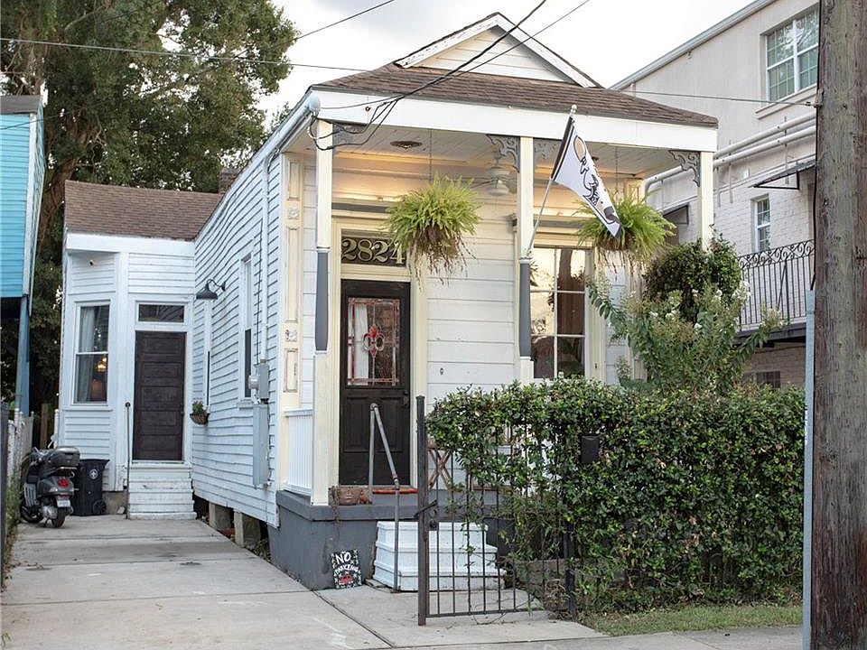 1st image of 2824 Dryades St