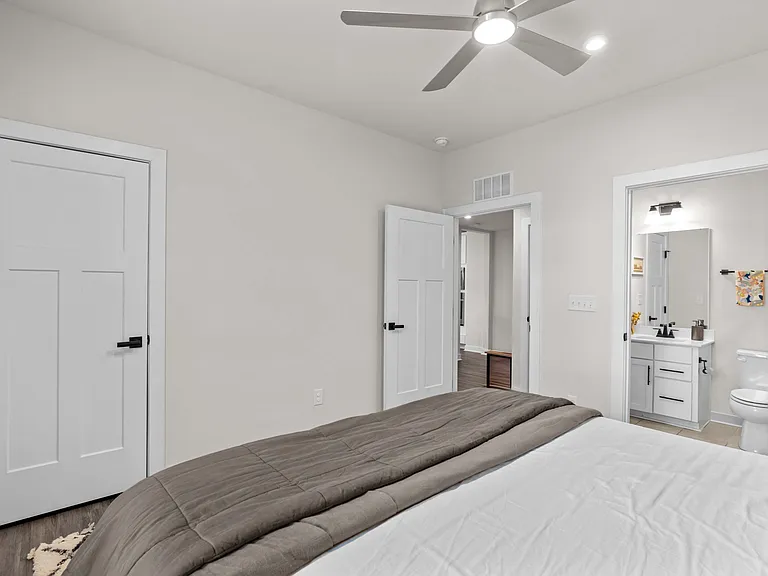 14321 Sunnyhill Grove Rd — Photo 24
