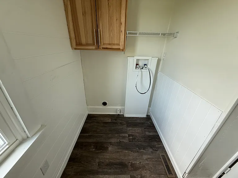 154 Clay Ave SE — Photo 5