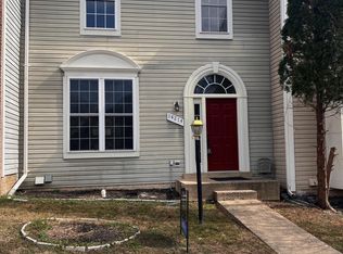 14274 Madrigal Dr, Woodbridge, VA 22193