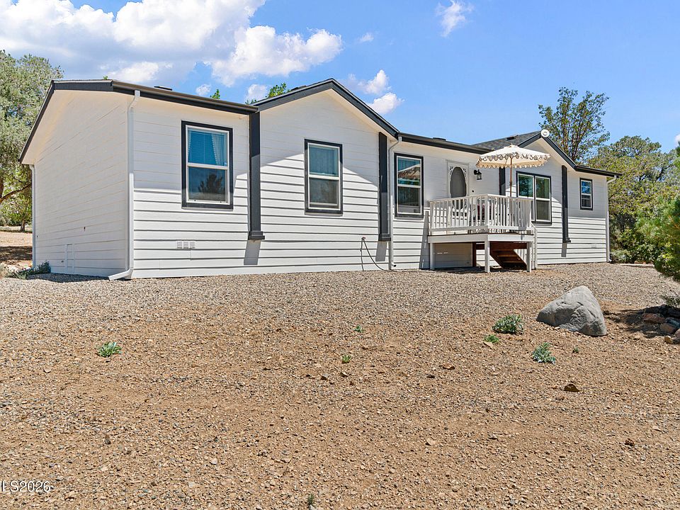 1st image of 1234 Canyon Dr