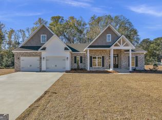 12 Wisteria Ln, Claxton, GA 30417