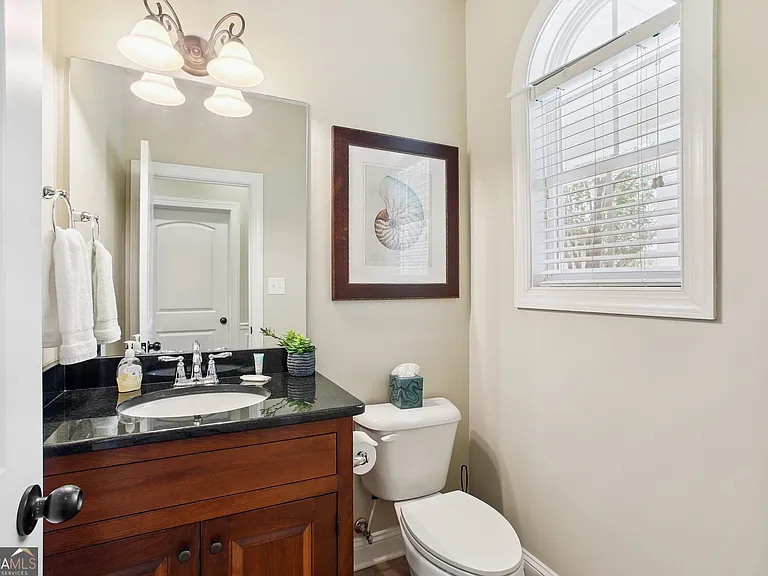 728 Gittings Ave — Photo 14