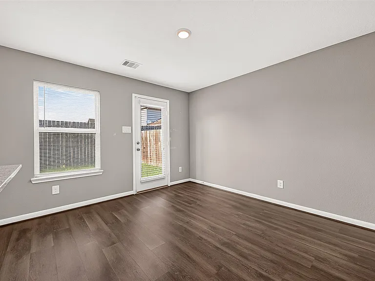 8932 Hollister Commons Ln — Photo 10