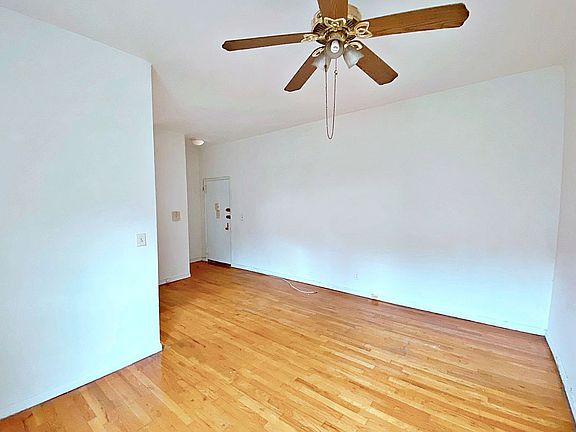 2nd image of 70 W 71st St #D4