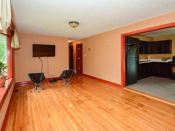 5th image of 1792 City Heights Dr