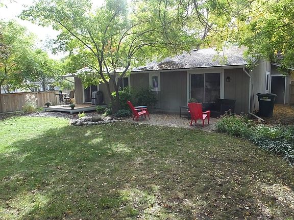 2nd image of 1926 Observatory Ave SE
