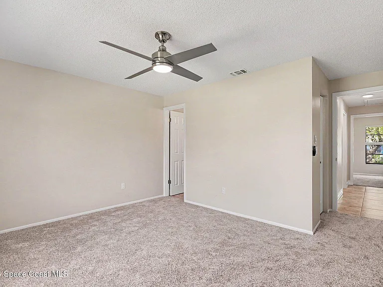 3695 Brentwood Ct — Photo 5