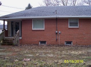 1214 Watson St, Streator, IL 61364