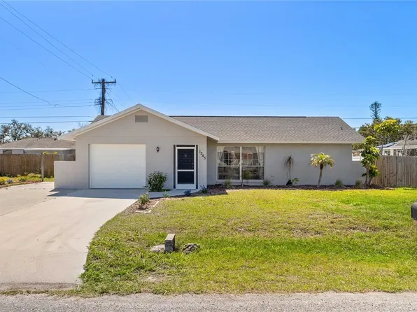 1245 Porpoise Rd, Venice, FL 34293
