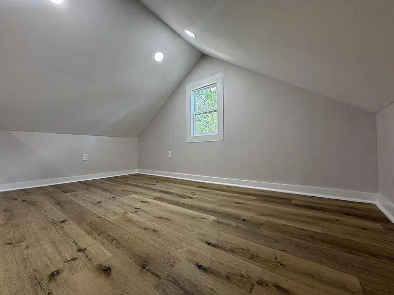 2403 Belden St — Photo 15
