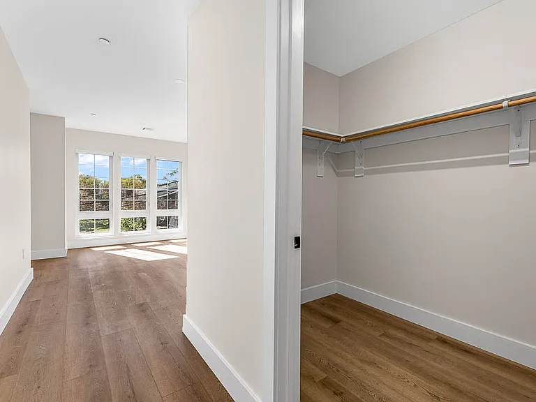 The Block at 22 Everett St — Photo 12