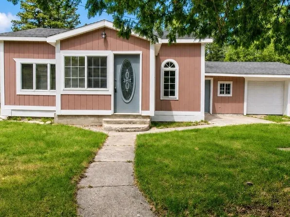 410 Intake Park, Manistique, MI 49854