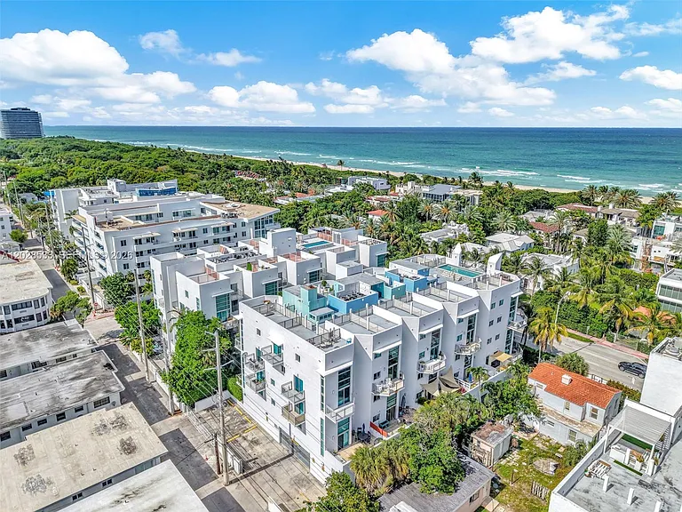 7728 Collins Ave #5 — Photo 42