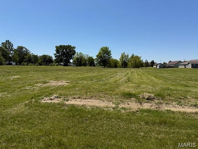 1st image of 0 Illinois Ave S
