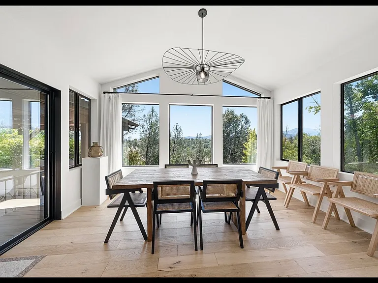 Sunroom or dining